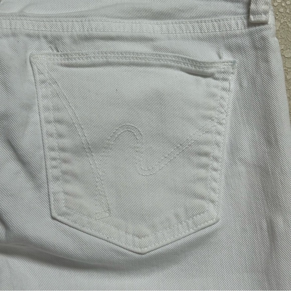 Citizens of Humanity White Bermuda Cutoff Jean Shorts Women’s 26 Raw Hem Denim - Picture 6 of 10